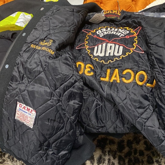 Mens Vintage Faux Leather Sleeve & Wool Embroidered Varsity Bomber Jacket - Picture 9 of 9